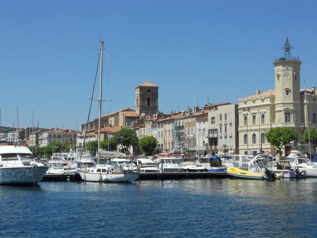 Studio Le Peneque Des Anges La Ciotat Exterior photo