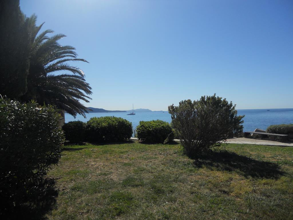 Studio Le Peneque Des Anges La Ciotat Exterior photo
